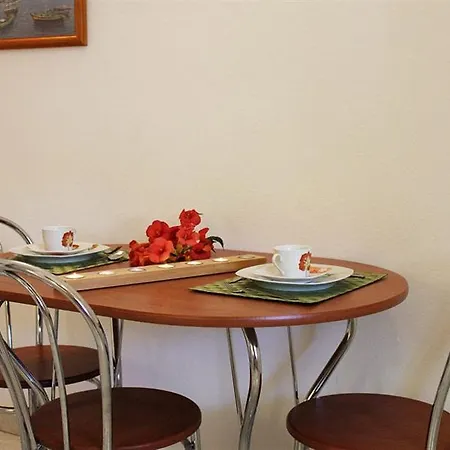 Bed & Breakfast & Archontou 3*