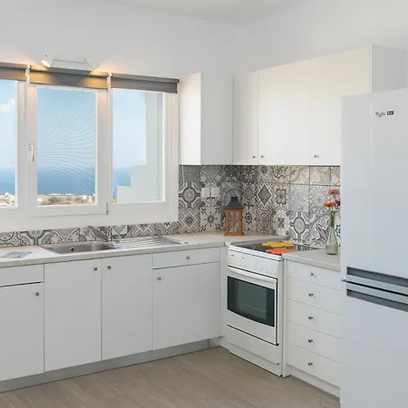 Bed & Breakfast & Archontou 3*